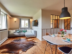 Ferienhaus Schönes 3-Zi-Eckhaus "Comfort-Oase" unter Reet