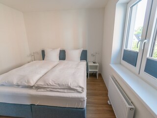 Hochwertiges Boxspringbett in Komforthöhe