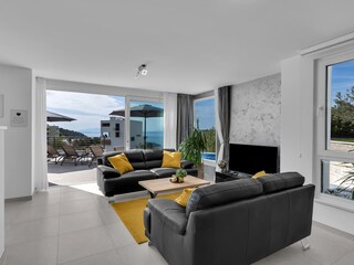 Holiday house Makarska Features 25