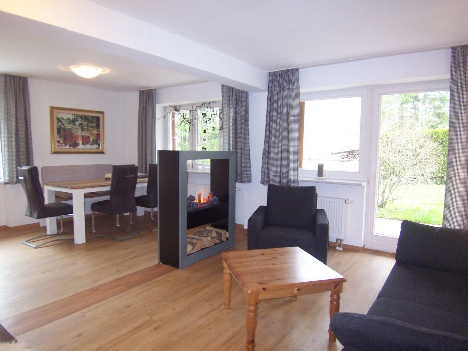 Ferienwohnung Mühle 1, Oberstdorf Firma Charivari Ferienwohnungen im Allgäu Frau Barbara Charles Ferienwohnung Mühle 1, Oberstdorf Firma Charivari Ferienwohnungen im Allgäu Frau Barbara Charles
