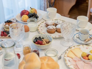 Breakfast at Les Gomines