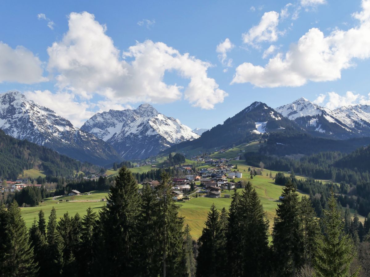 Panoramablick vom Balkon