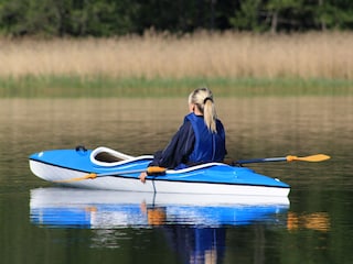 Ausflug mit Motorboot oder Kajak