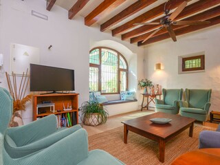 Villa Santa Maria del Camí Buitenaudio-opname 5