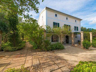 Villa Santa Maria del Camí  63