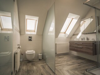 Badezimmer in FeWo Amethyst.