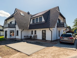 Aussenansicht Parkplatz