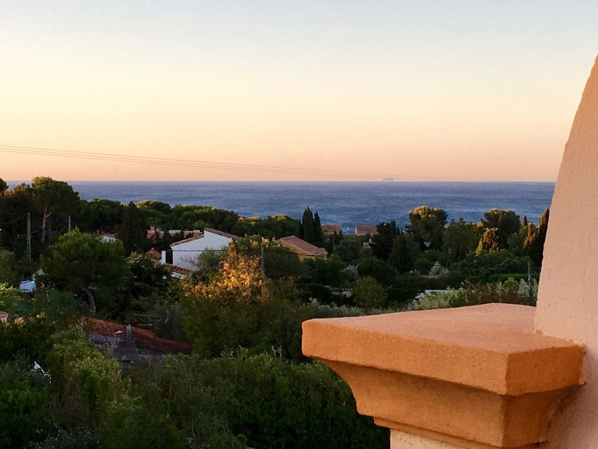 Sonnenuntergang vom Balkon