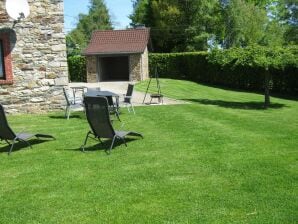 Apartment Geräumige Ferienwohnung mit eigenem Garten in Amel - Amel - image1