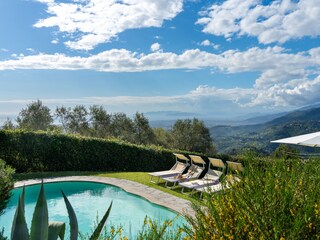 Villa Camaiore Buitenaudio-opname 14