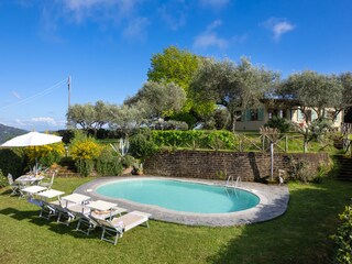 Villa Camaiore Buitenaudio-opname 16