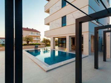 Luxury Apartment 32 Podstrana