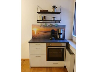 Anrichte mit Backofen