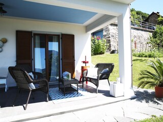 Ca. 40 m² große, überdachte Sonnenterrasse