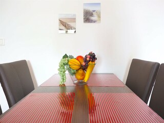 Strandpalais Ferienwohnung 21 - Essbereich