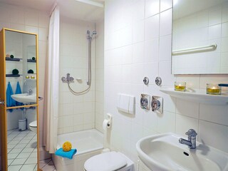 Strandpalais Ferienwohnung 23 - Duschbad