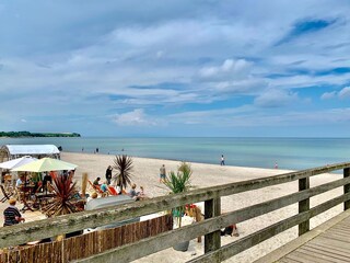 Ostseebad Boltenhagen, Lounge neben der Seebrücke