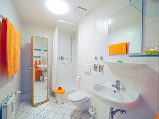 Strandpalais Ferienwohnung 37 - Duschbad