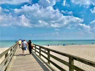 Ostseebad Boltenhagen,  Seebrücke
