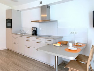 Residenz am Park Ferienwohnung 02, Essbereich mit EBK