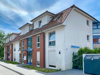 Residenz am Park, Eingangsbereich u. Tiefgaragenzufahrt
