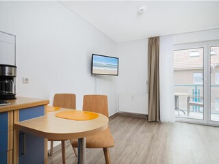 Residenz am Park, Ferienwohnung 08, Küche u. Essbereich