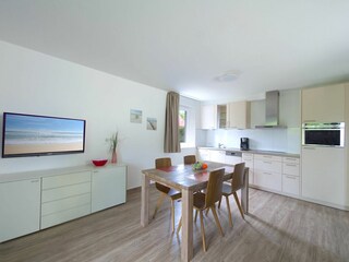 Weidenblick, Ferienwohnung 04, Essbereich mit Küche