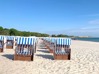 Ostseebad Boltenhagen, Strandkörbe am Strandzugang 4