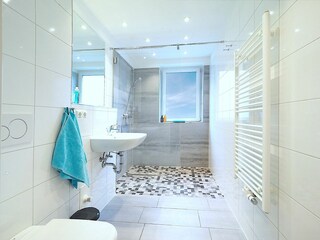 Weidenblick, Ferienwohnung 07, Duschbad mit Tageslicht