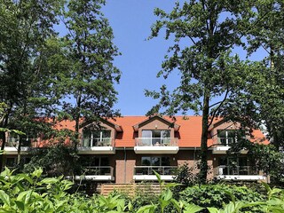 Apartmenthaus Weidenblick, Südseite, 1.OG und 2.OG