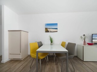 Meeresbrise, Ferienwohnung 04, moderner Essbereich