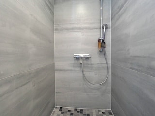 Meeresbrise, Ferienwohnung 05, Duschbad