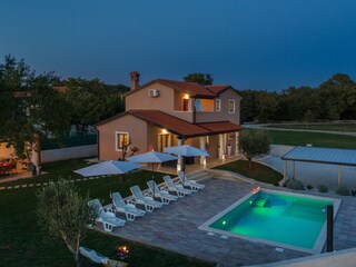 Villa Tinjan Buitenaudio-opname 2