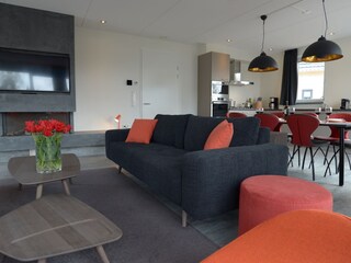 Wohnzimmer mit Smart TV