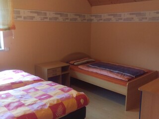Schlafzimmer1