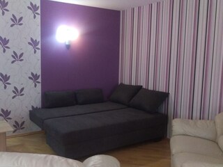 Schlafcouch in Wohnzimmer