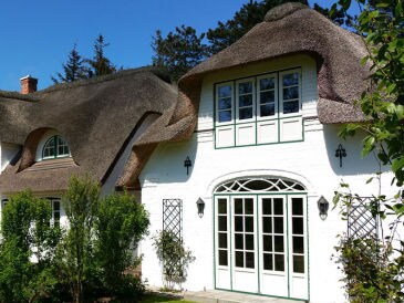 Ferienhaus Exklusives Reetdachanwesen Austernperle