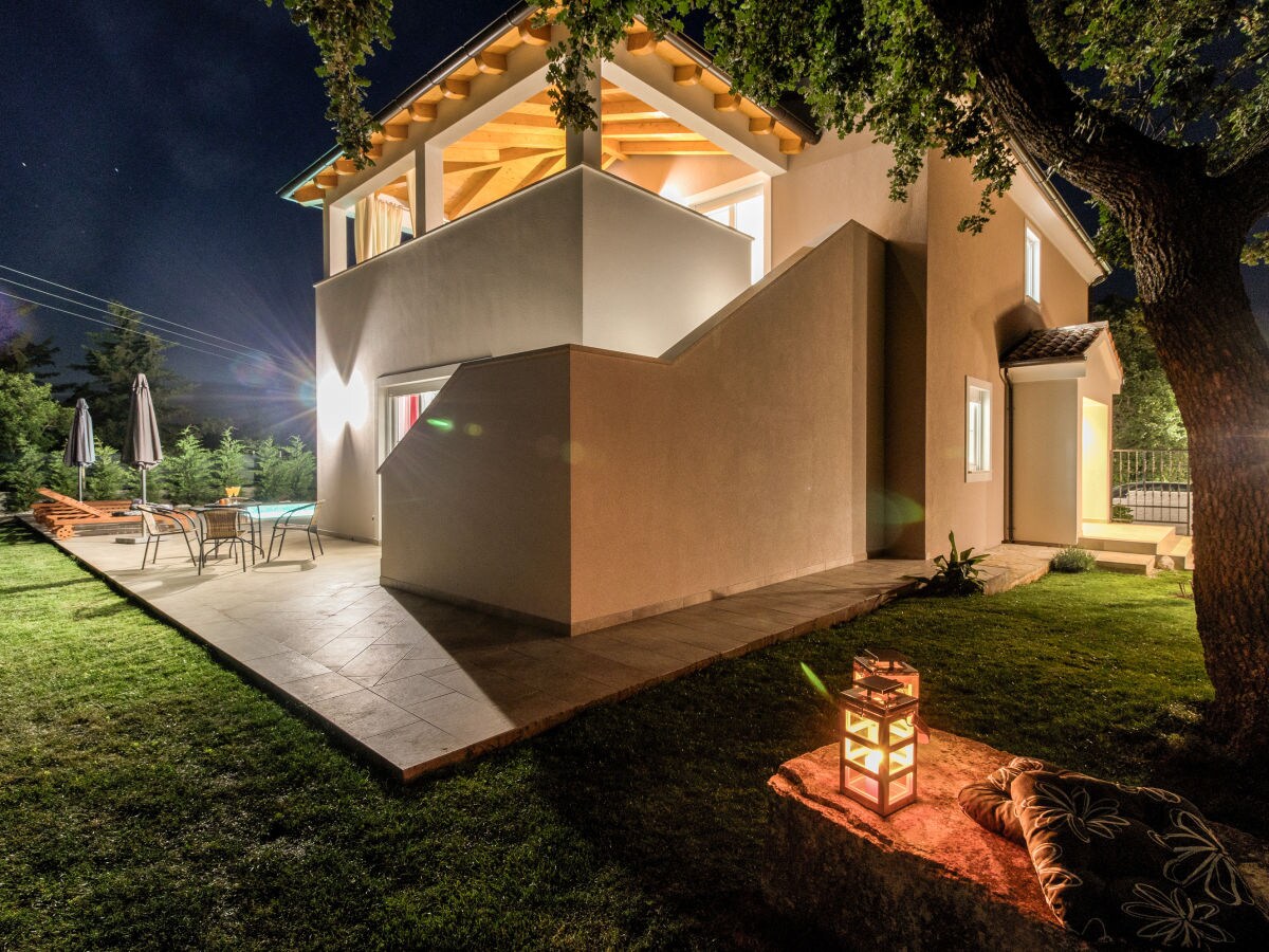 Holiday house House on the beach in Faana, Faana, Company Tourist agency  Bonsai - Mr. Ivan ugar