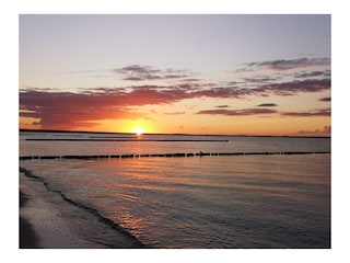 herrliche Sonnenuntergänge am Meer