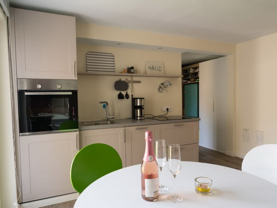 ferienwohnung u201ehygge u201c (zf22401), ostsee, zingst firma a& f vermietungs und verwaltungs gmbh Blaue Küchenzeile ~ ferienwohnung u201ehygge u201c (zf22401), ostsee, zingst firma a& f vermietungs und verwaltungs gmbh