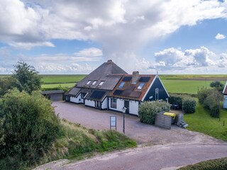 Obenansicht der gesamten Bauernhaus