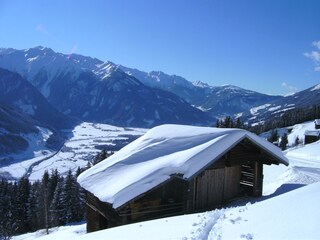 Skitourenblick auf Salzachtal, Sulzau und Gerlosplatte