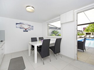 Villa Podstrana Caratteristiche 12