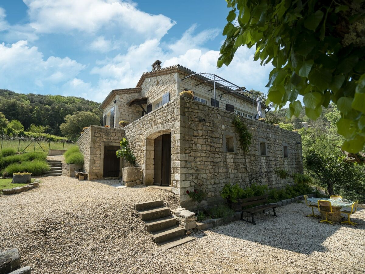 Ferienhaus Montclus Außenaufnahme 2