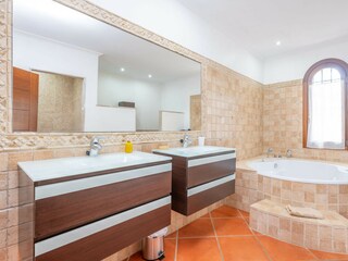 BAÑO EN SUITE D3