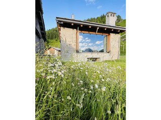 Ansicht Ferienhaus mit Aussichtsfenster