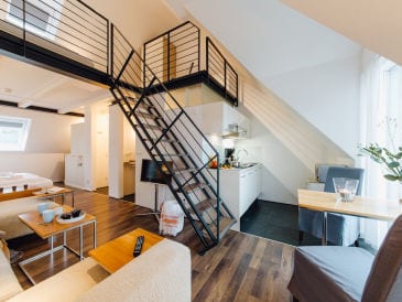 M2 Living Maisonette - Apartment