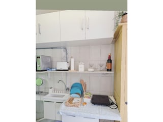 Compact kitchenette