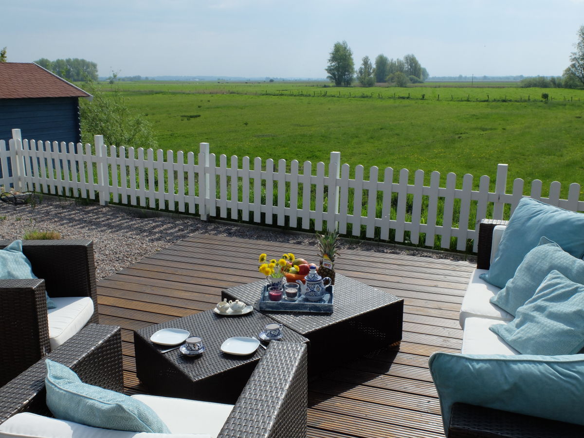 Terrasse mit Loungebereich