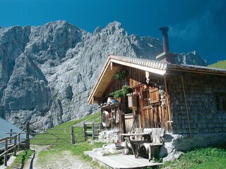 Zahlreiche Wanderungen starten Sie direkt vor dem Haus